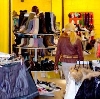 Магазины одежды и обуви в Ломоносове